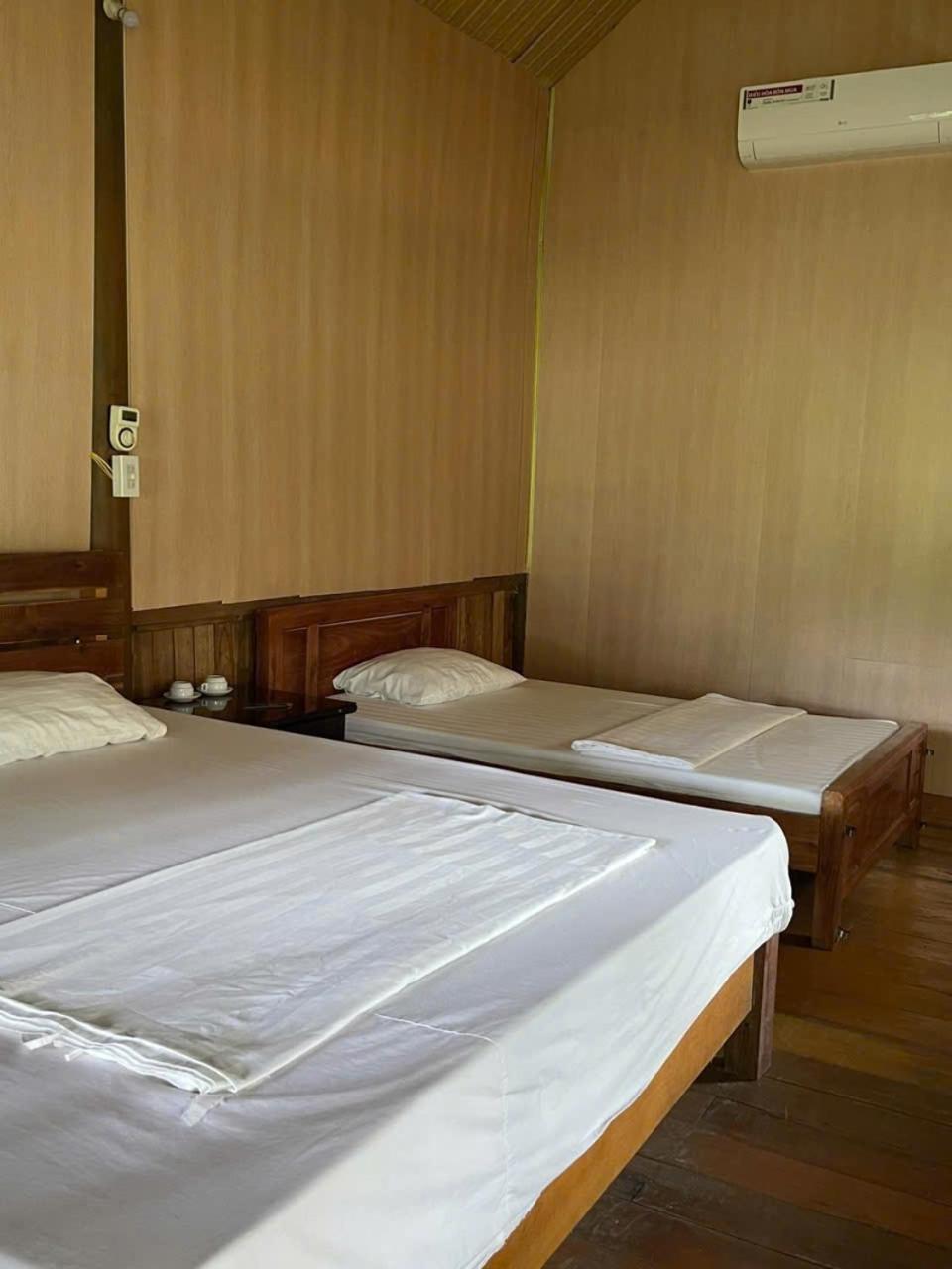 Cuc Phuong Bungalow Nho Quan Exterior foto