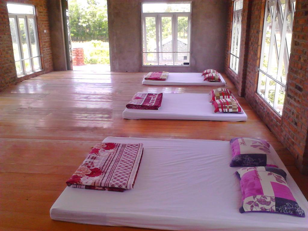 Cuc Phuong Bungalow Nho Quan Exterior foto